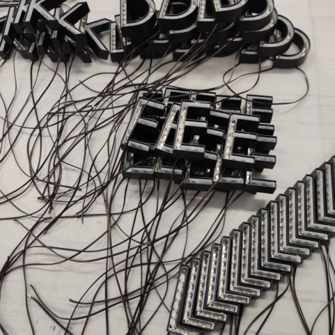 Vývoj a výroba LED prvků 